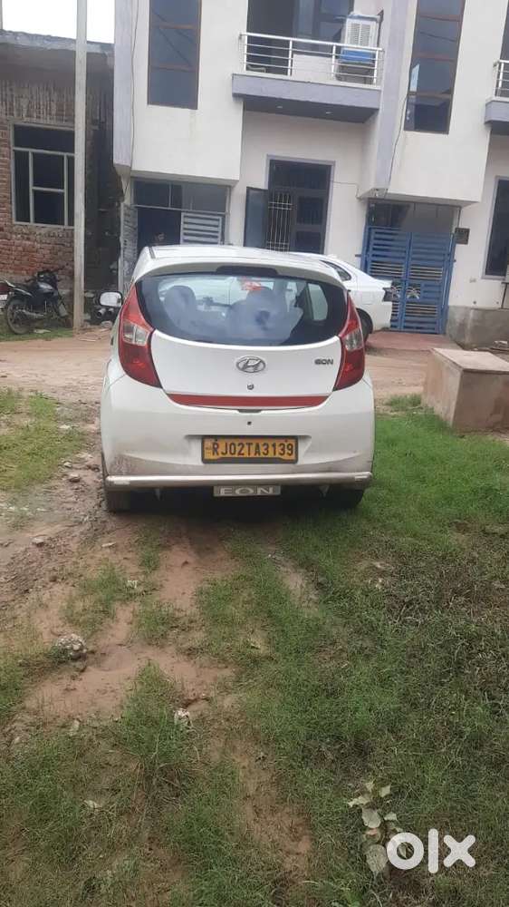 Hyundai EON 2018 Petrol 127000 Km Driven