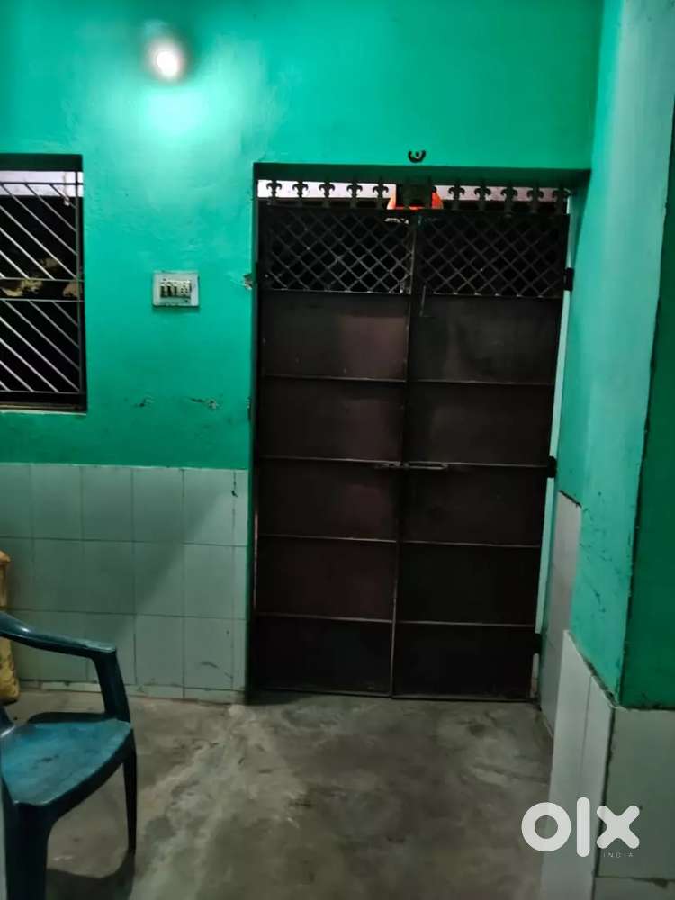 Only family allowed 2 bhk house