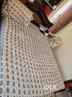 WakeFit Queen size mattress with wooden cot
