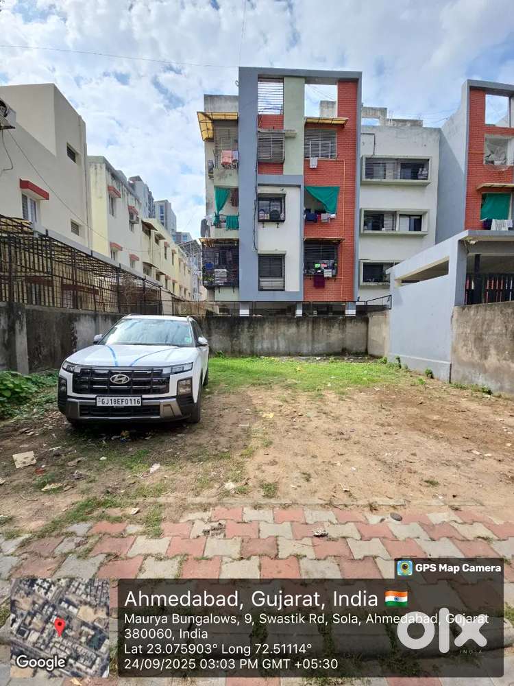 121Sq Yard Carpet Individual Final Plot Available On Sale In 40Ft Road