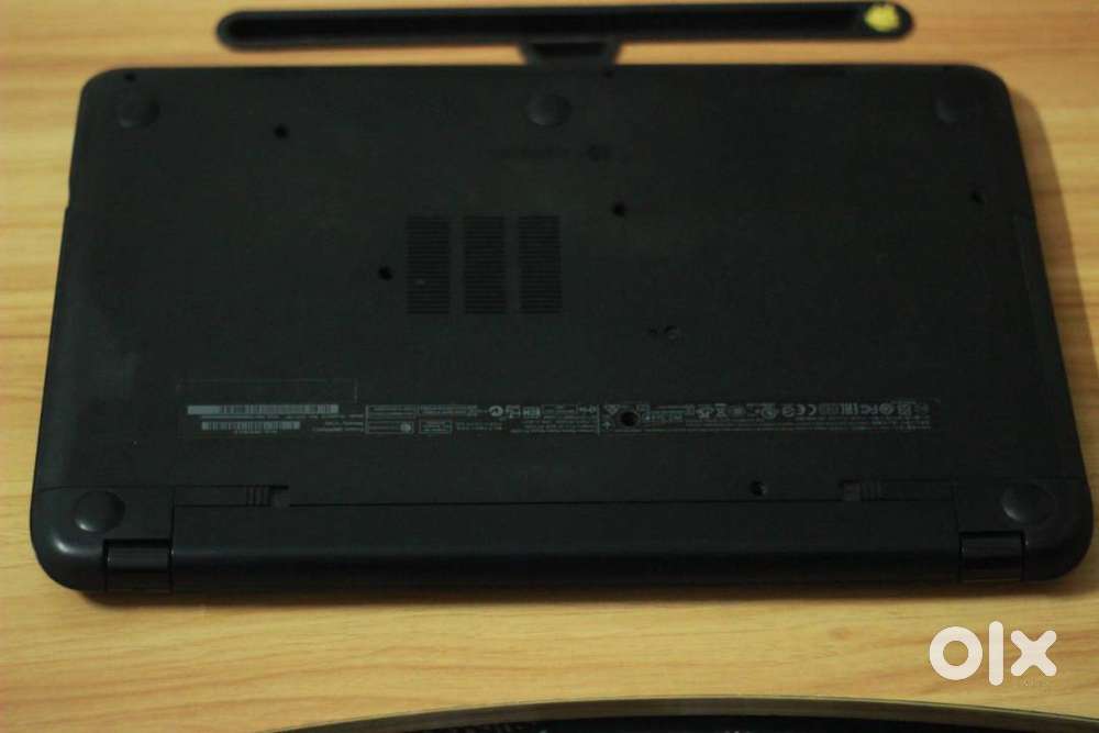 HP Compaq 15-s001TU Notebook (4th Gen Ci3/ 4GB/ 500GB)