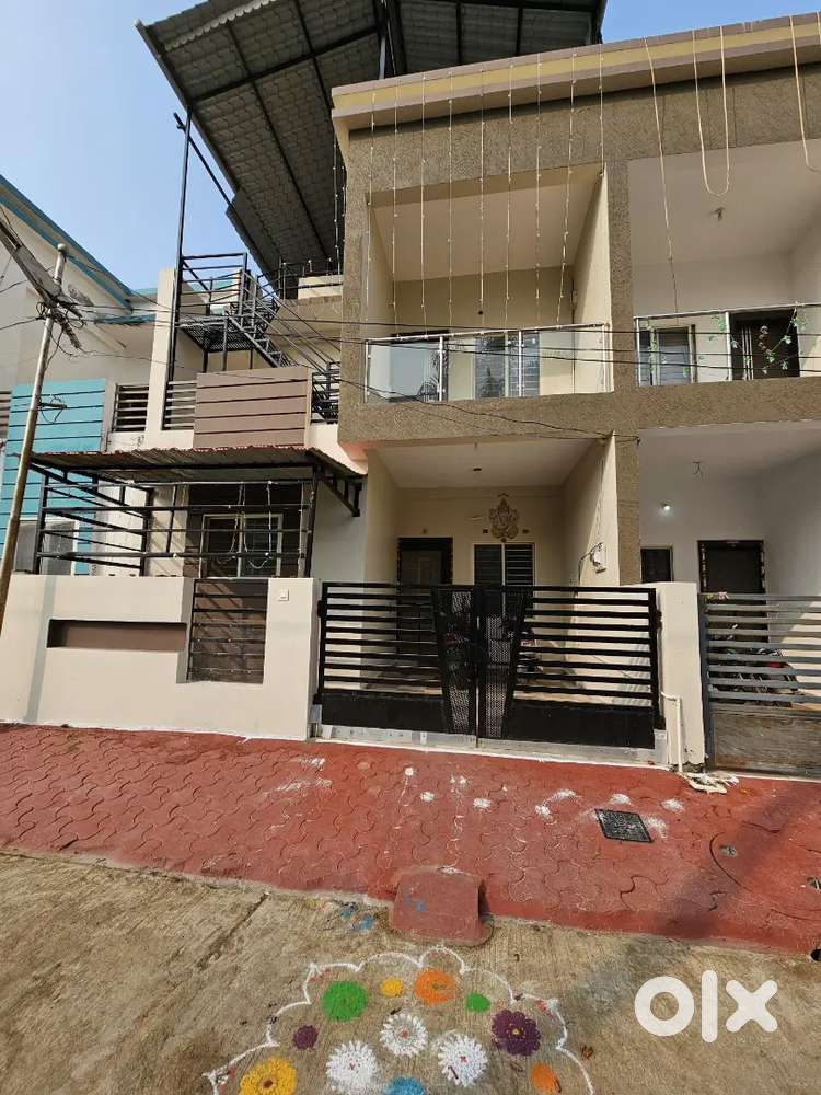 3BHK house available for rent in good environment.