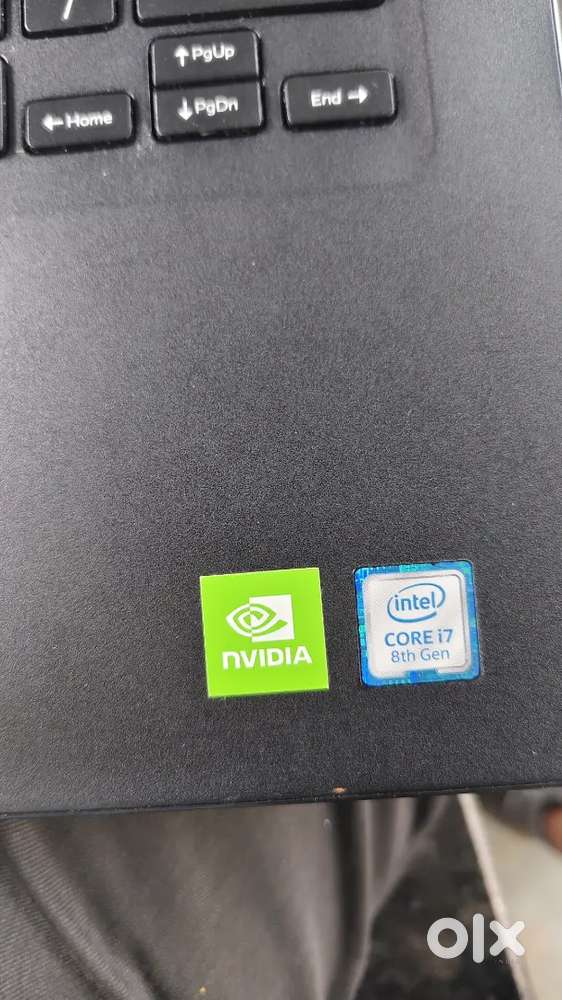Dell Latitude 3400 
i7-8gen
8gb ram 
1tb hdd Nvidia