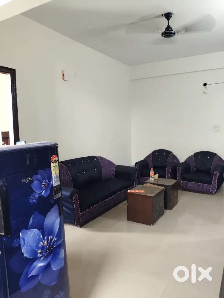Furnished Corner 1 bhk, Stilt Parking, Secured gated society