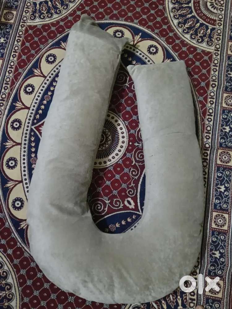 Pregnancy pillow what condition and baby holder 0 to8 month
