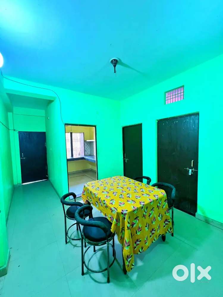 Indipendente 2BHK Flat near BHU, Hyderabad Gate