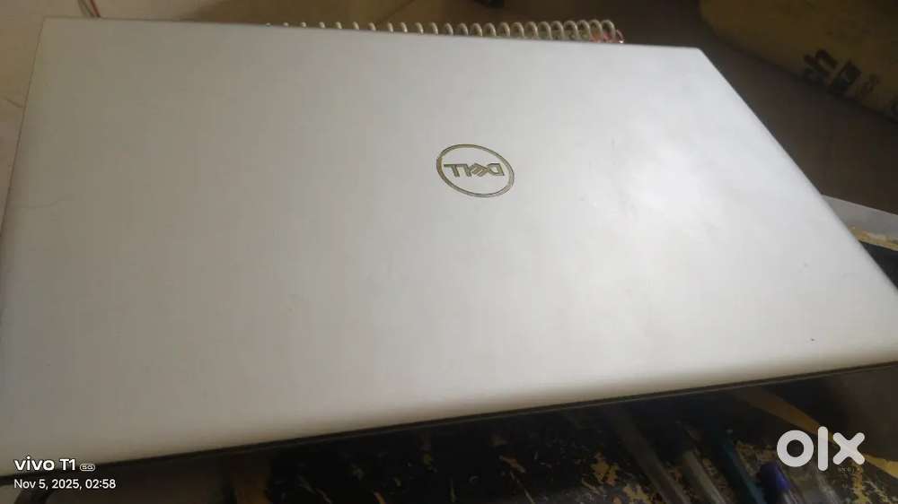 Dell company ka laptop h only one month use