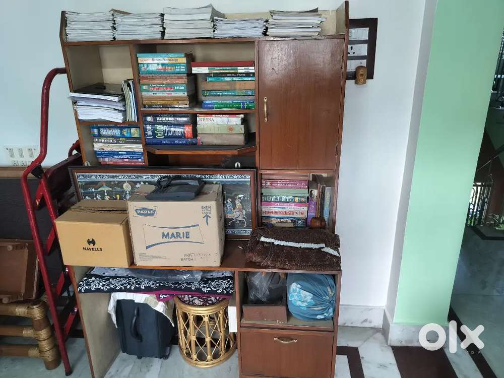 Showcase with cupboard