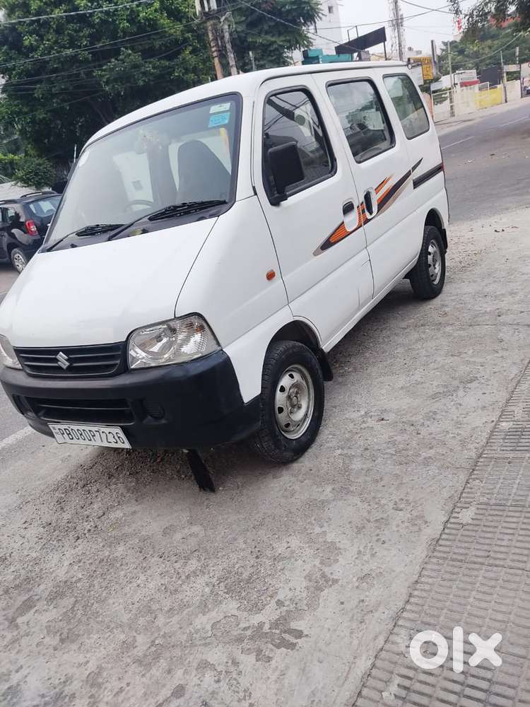 Maruti Suzuki Eeco 5 STR WITH A/C+HTR, 2017, Petrol
