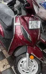 A Brand new honda Activa for Sell . Very Less Driven scooty