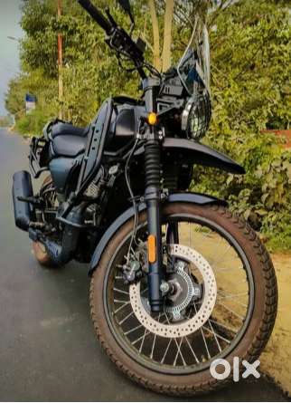 Excellent condition 2022 Yezdi Adventure in Mambo Black