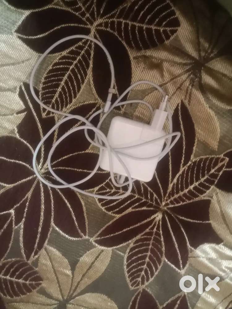 Apple Makebook charger