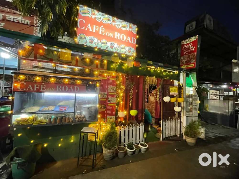 Fully furnished Cafe for rent