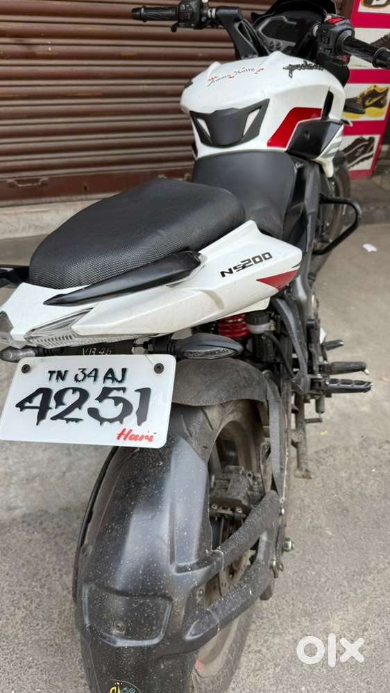 Bajaj pulsar NS200 - fixed price - fixed price.