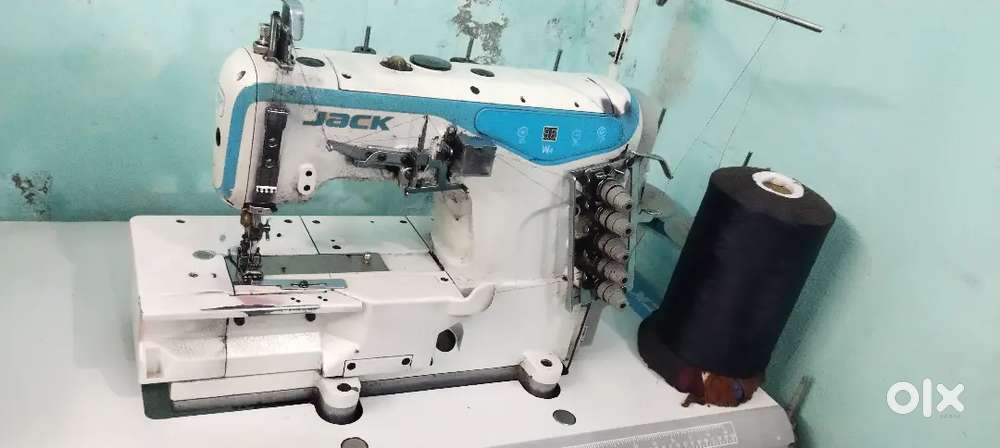 Jack Flat lock W4 sewing Machine