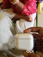 Apple Airpods 4 Original with bill box 2 months old