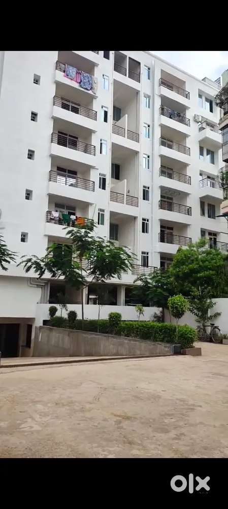 Flat for sell ready to move. Rps more, saguna more,Gola road