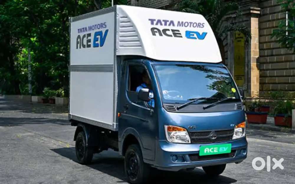 WE ARE DRIVER CUM DELIVERY FULL TIME JOB