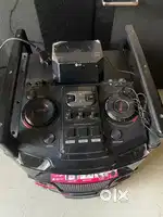 Party Speaker