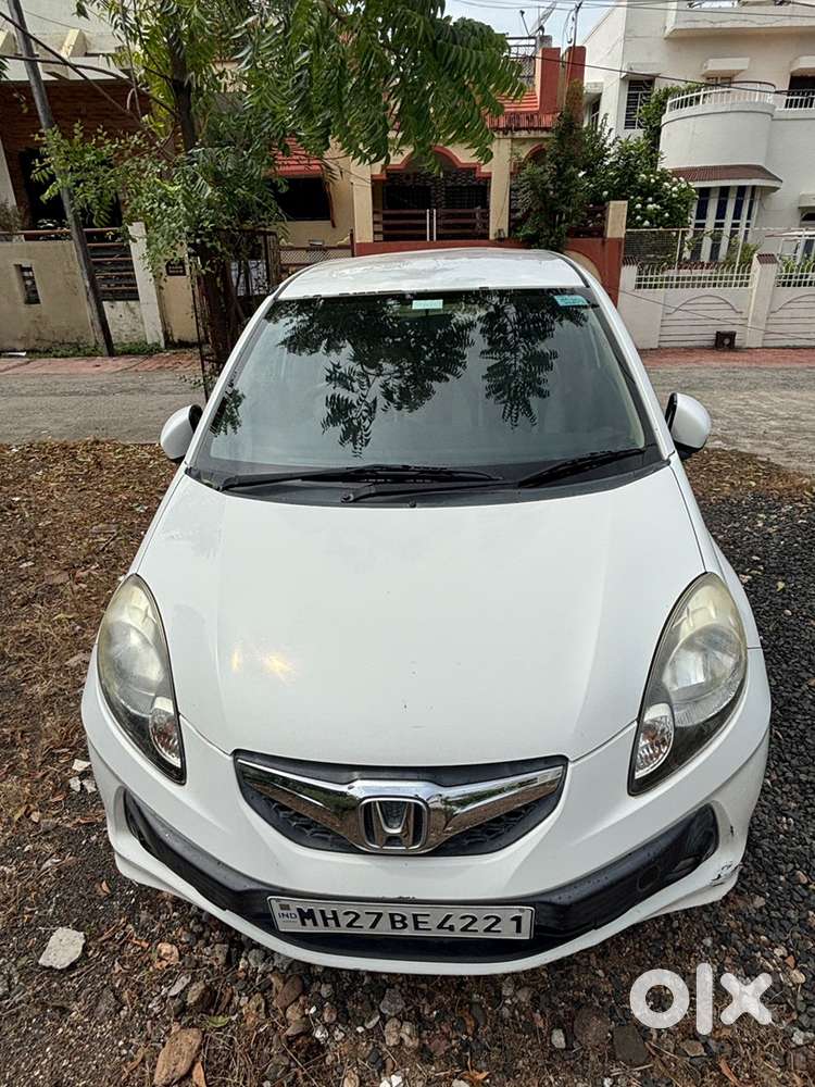 Honda Brio 2015 Petrol Well Maintained