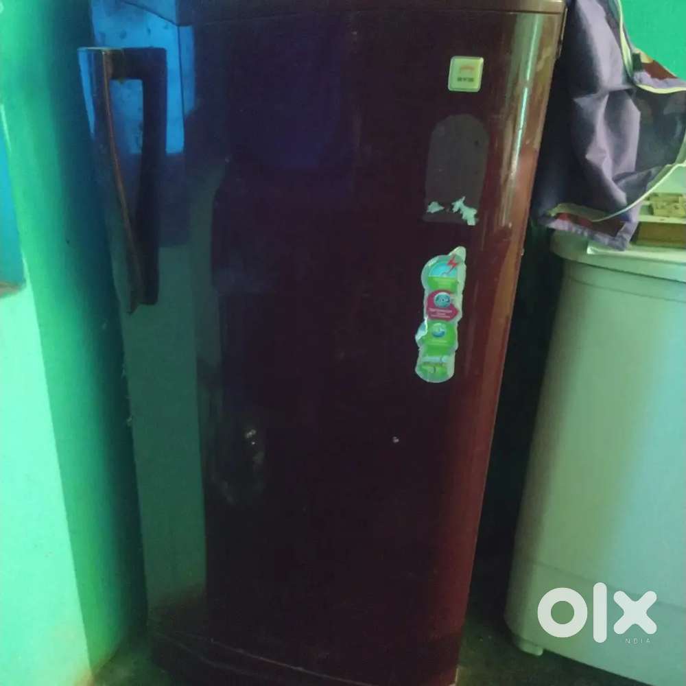 Godrej single fridge in good condition