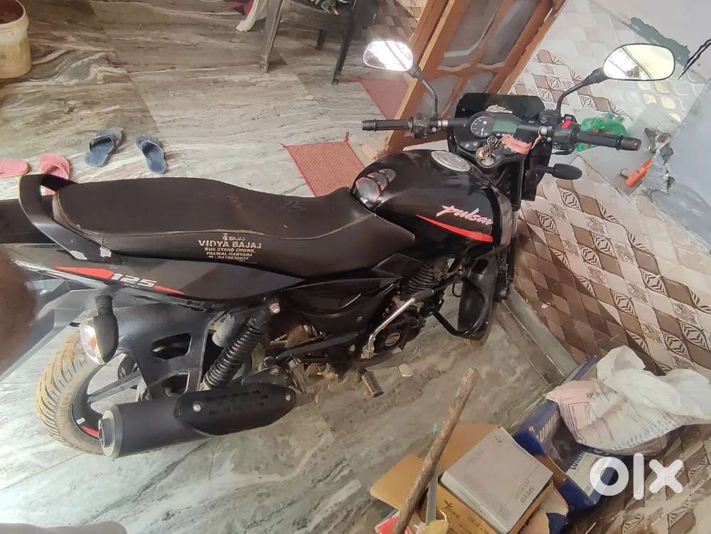 pulser bike 125