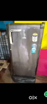 Whirlpool Refrigerator 180 litres gross volume .