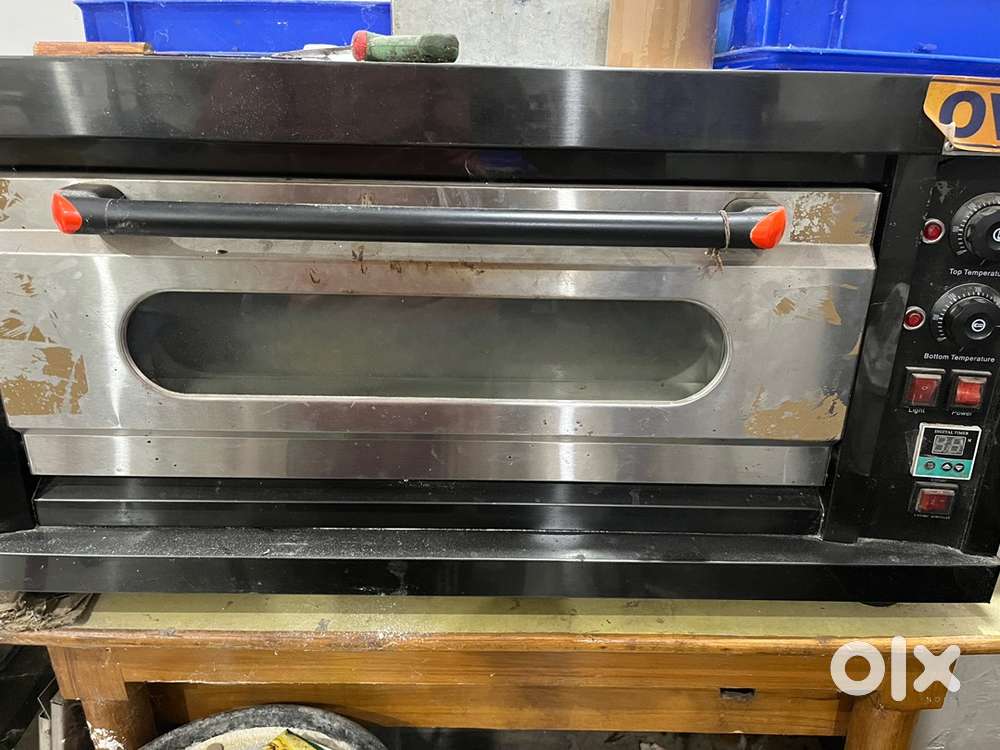 Commercial electric oven