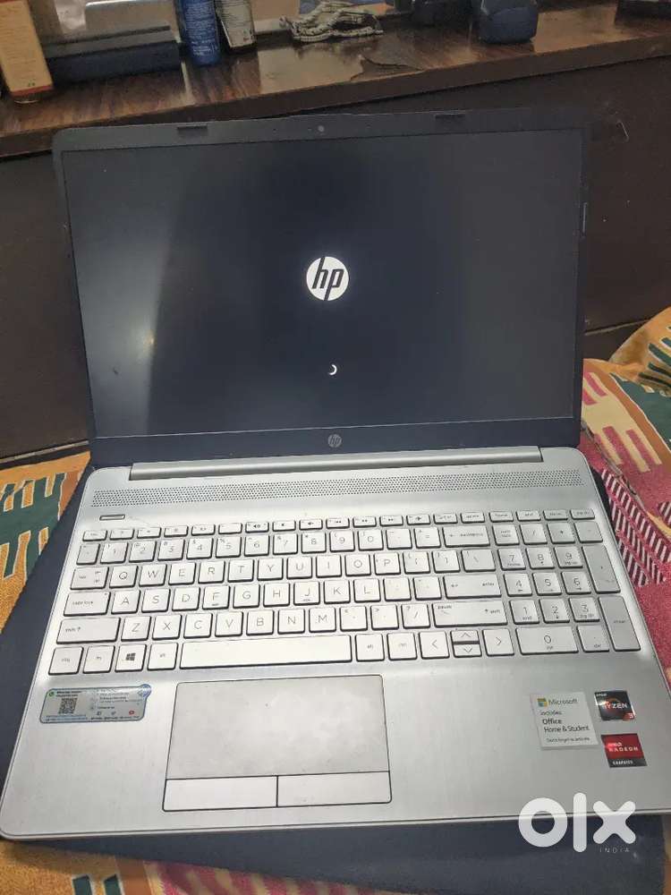 HP 15- AMD Ryzen 3-3250U 15.6 inches 39.6 cm FHD, Thin & Light Laptop