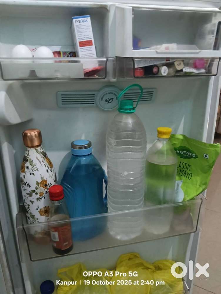 LG double door fridge-240 ltr approx