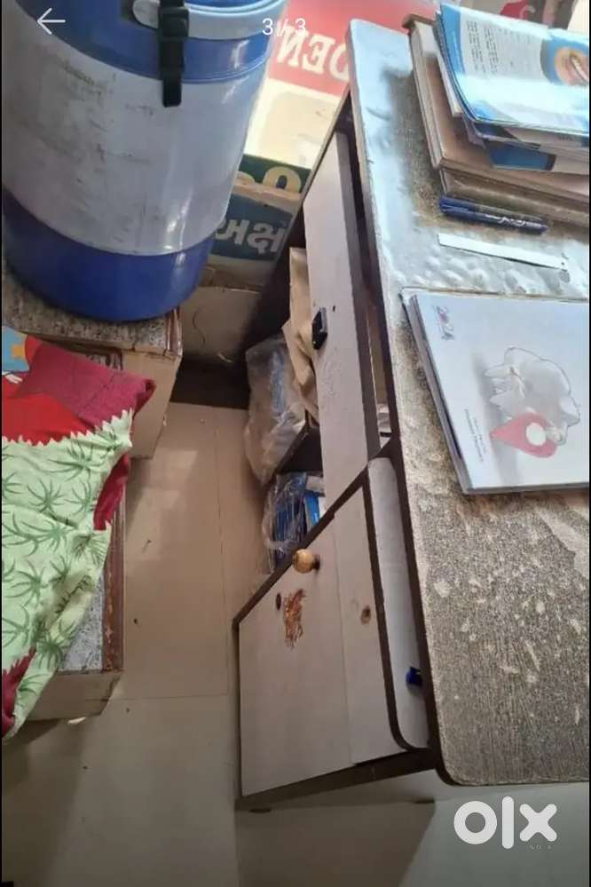 Office table  ઓફિસ ટેબલ