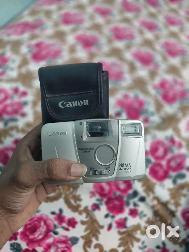 Vintage Camera Canon Prima BF-800 Automatic Point & Shoot 35mm