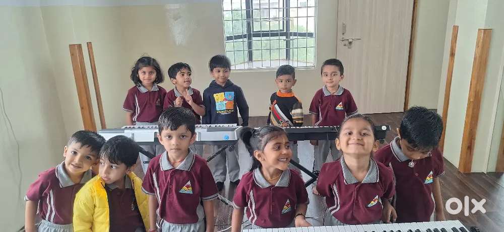 Hiring teachers for - Bharathnatyam, Drawing, Guitar, Piano and Vocal