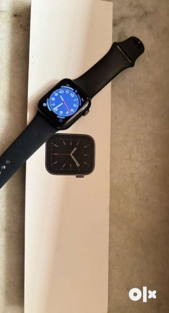 Apple watch series 6 (GPS + cellular)