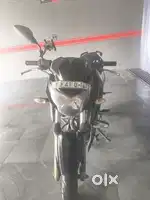 Apache RTR 200 4V