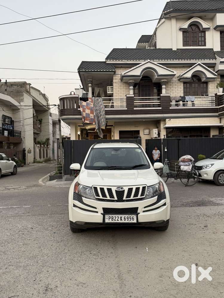 Mahindra XUV500 W8, 2015, Diesel
