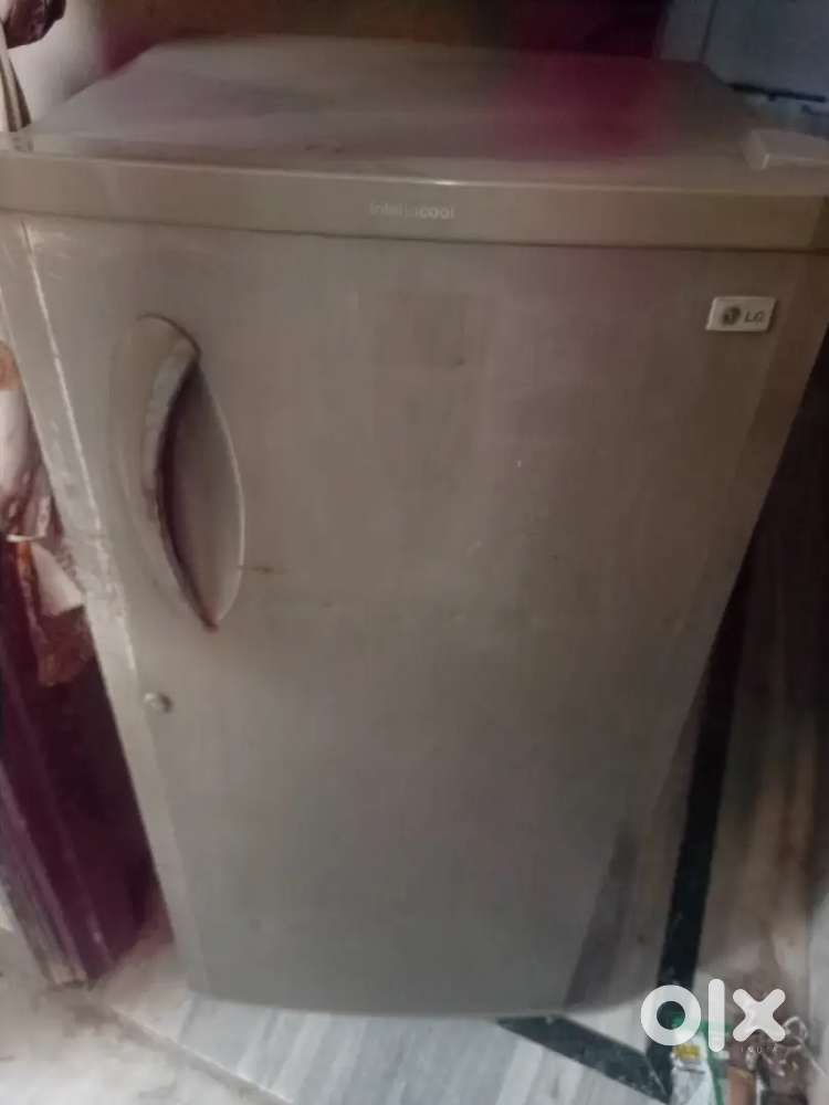 LG fridge good condition