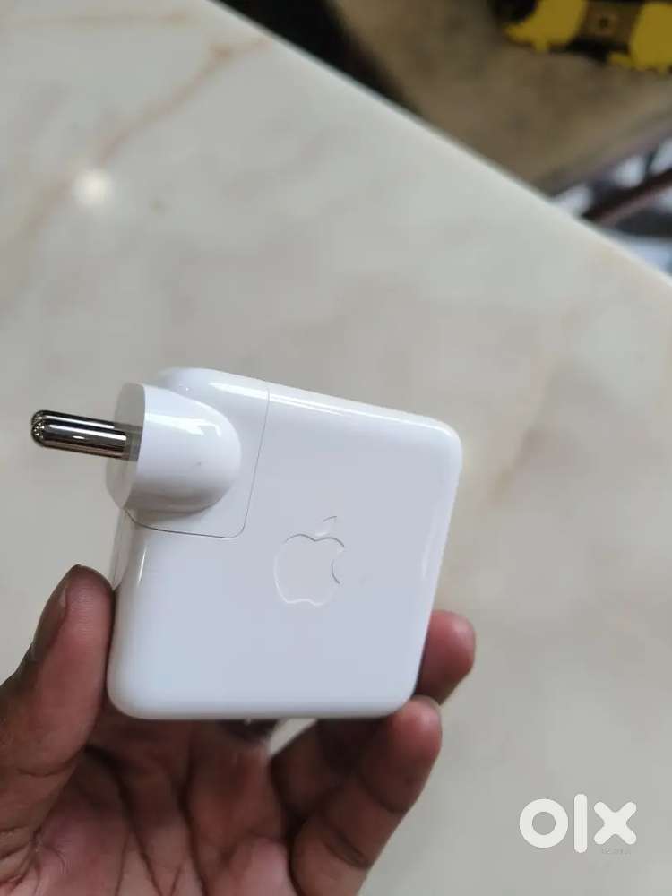 Apple orginal Adopter