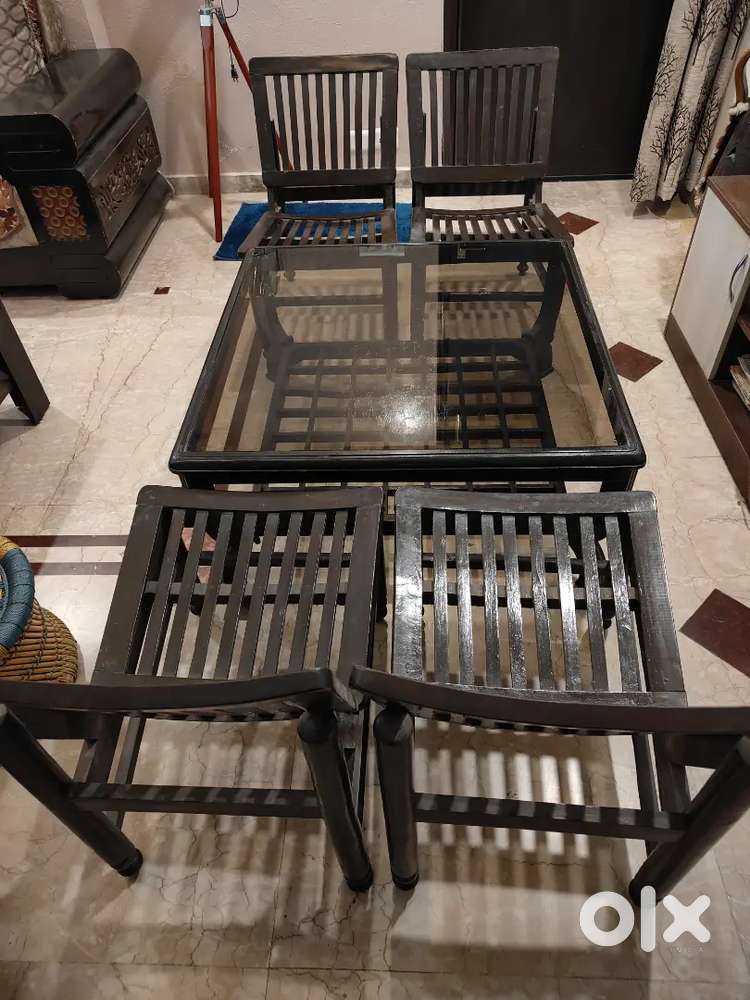 4 Wooden Chairs with Centre Table
