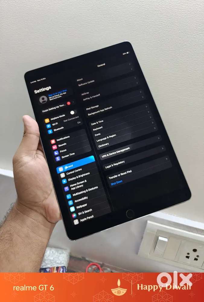 IPAD PRO 10.5 INCH WIFI IN BRAND NEW CONDITION WARRANTY OVER