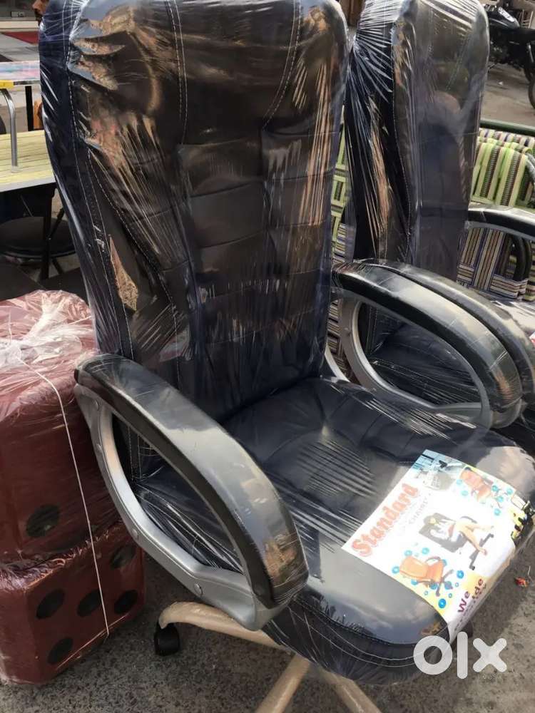 Brand new Boss revolving office chair available at wholesale price