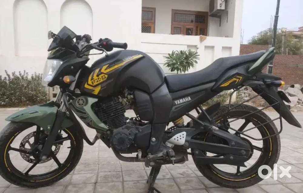 Yamaha FZ s