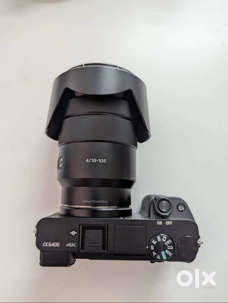 Sony a6400 with sony 18-105 f4 G-lens EXCELLENT CONDITION