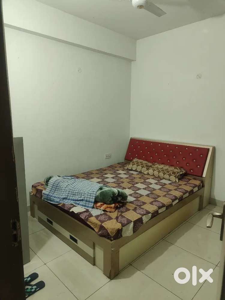 Need one room mate 2bkh fully furnished room ..Need one person