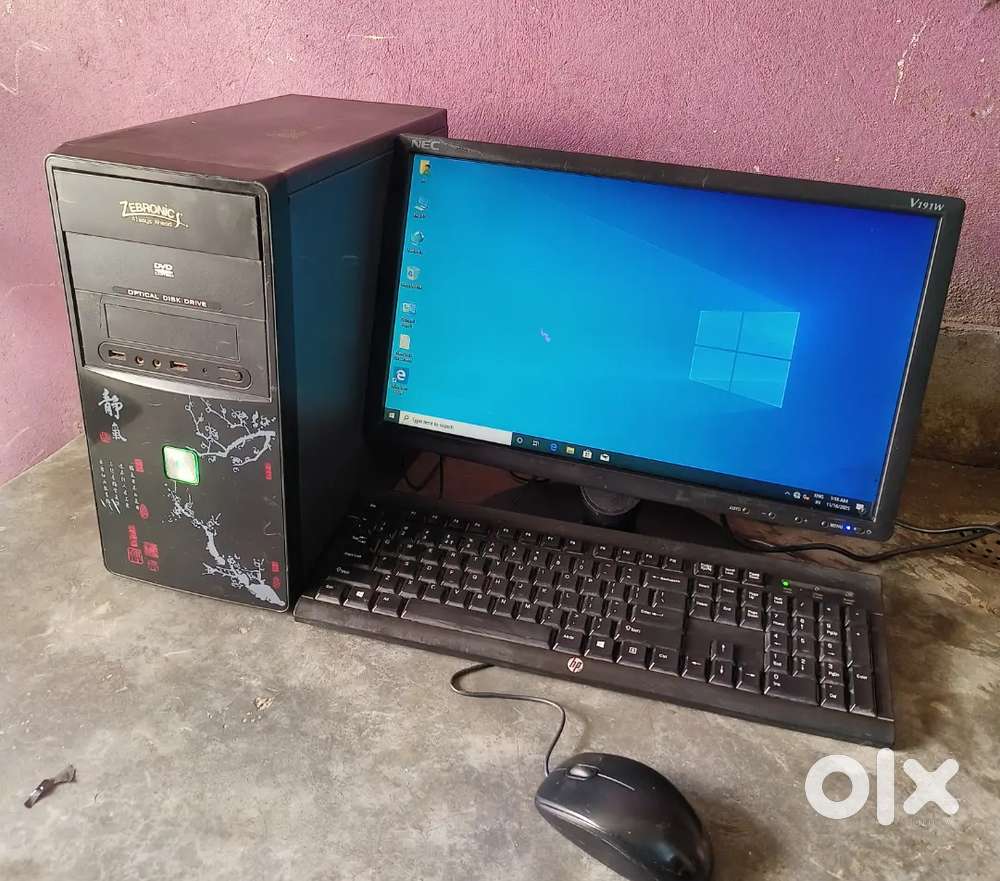 Desktop computer pc monitor set sale fully working mint condition