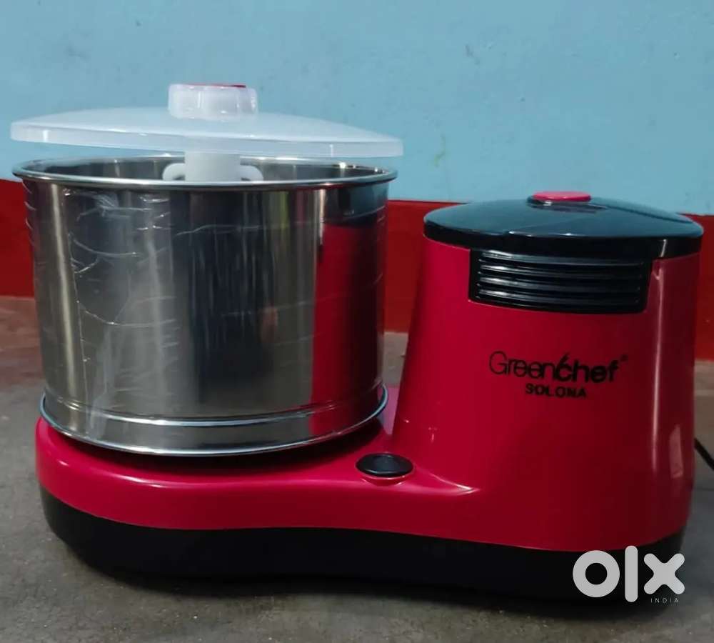 GRINDER AND POOJA MANDIR