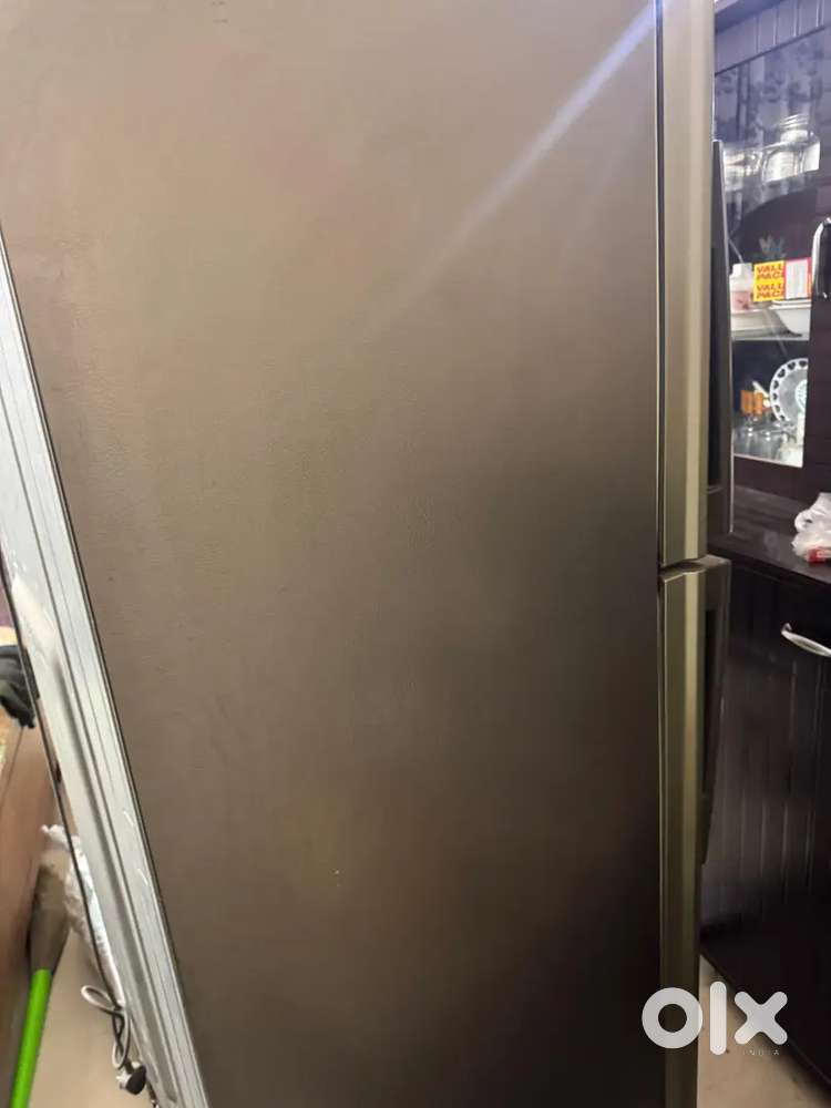 5 star 393 liters samsung fridge with digital inverter