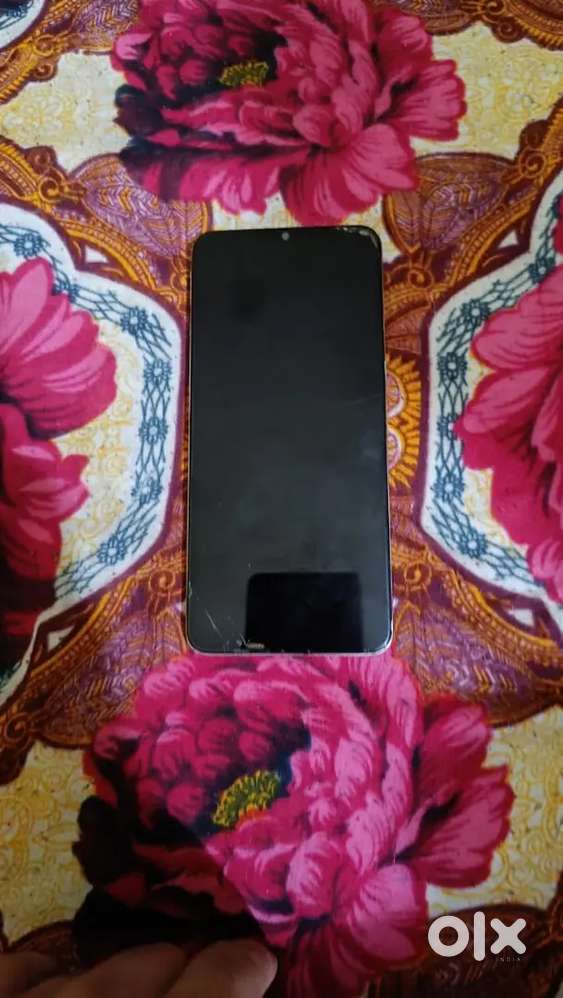Oppo f17 saath charger