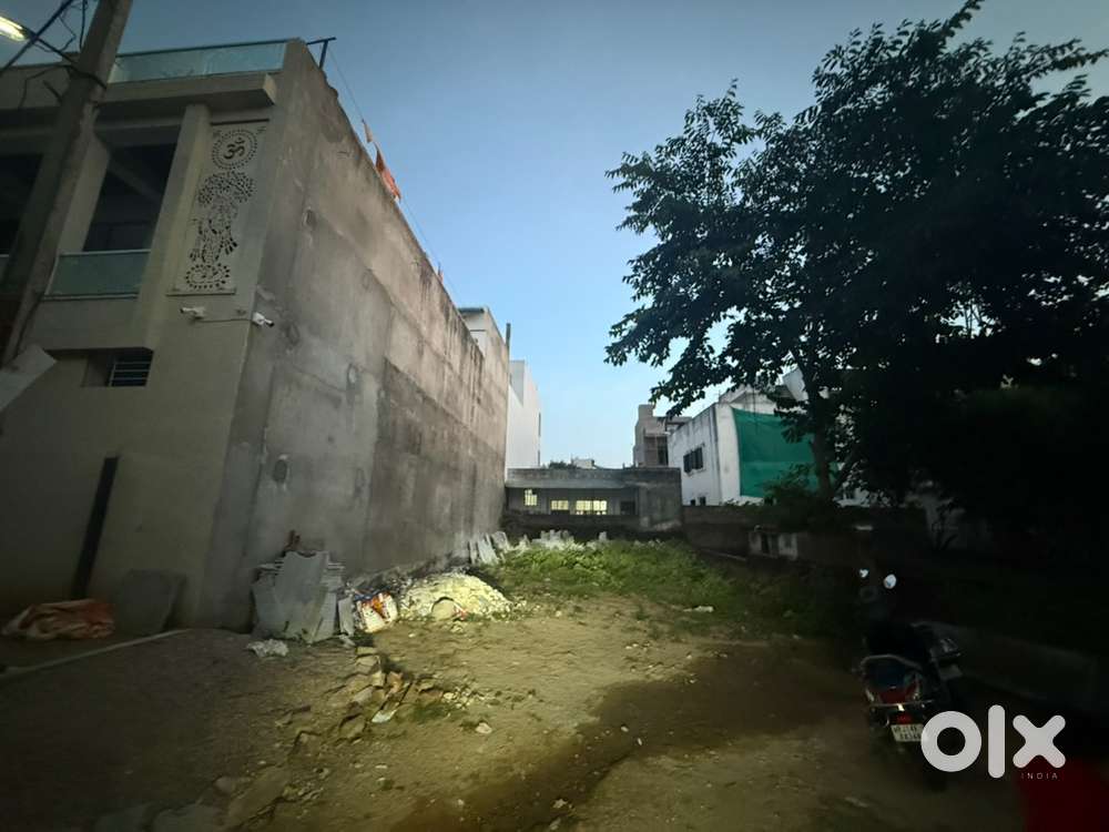 Jda approved 200 gaj 30*60 iam owner