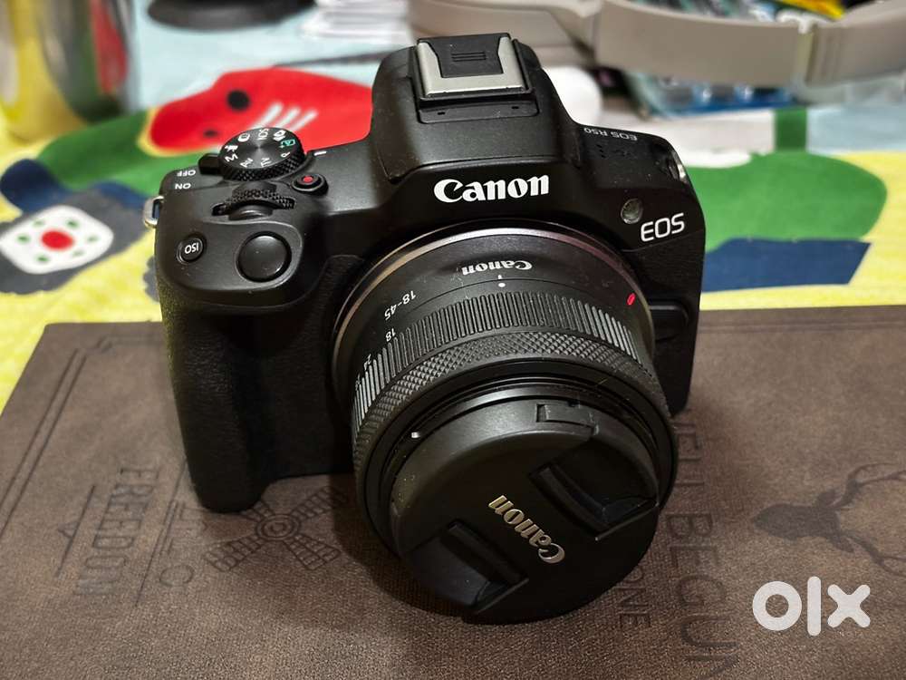 Canon EOD R50 Mirrorless Camera with RF-S18-45mm f/4.5-6.3 IS STM Lens